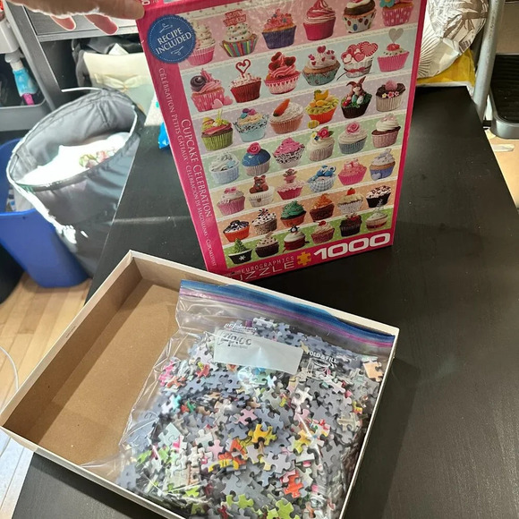 EUROGRAPHICS 1000 piece "Cupcake Celebration" Puzzle - Picture 5 of 6